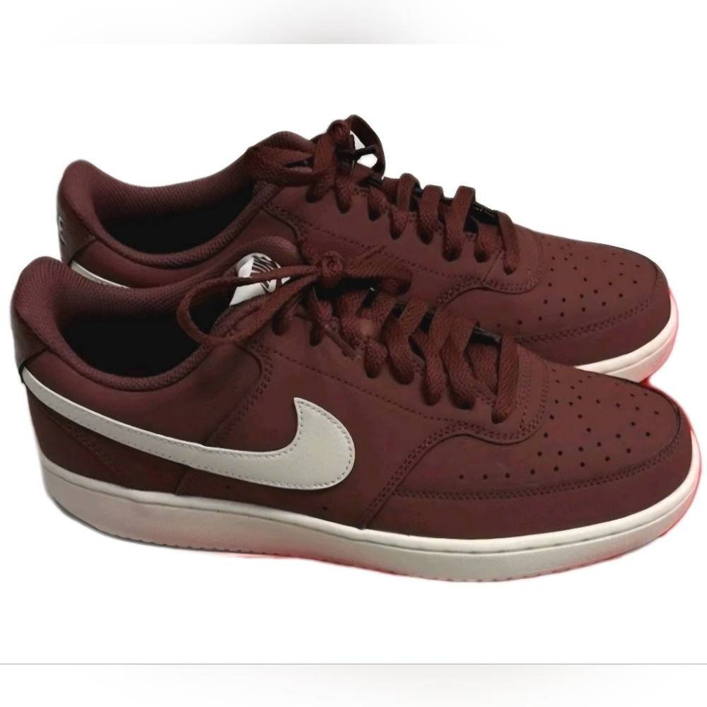 NIKE Court Vision Low Red Sepia Pale Ivory US Mens Size 9 (EUC)